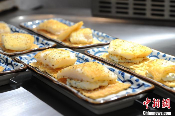 �������ݡ���e���L(f��ng)ζ���_(t��i)ʽ�F�������������� �z