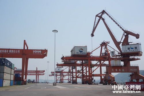 ���^�Ĵ����e��