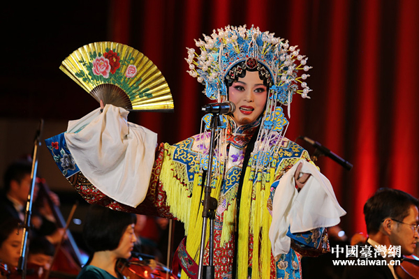 北京京劇院著名青衣王奕戈演繹《貴妃醉酒》 北京京劇院著名青衣王奕戈演繹《貴妃醉酒》
