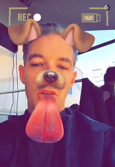 ���R���C��(ji��ng)�Y�� �ļ��罻ý�w�ı��F(xi��n)�����