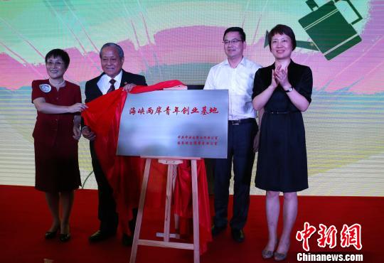 �D����ƃxʽ�F(xi��n)���������Y�� �z