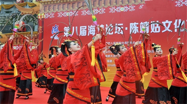 ���������ͨ�^ꐾ����Ļ��ڃɰ�֮�g�Ľ������Mһ�������˃ɰ�ͬ���g�ľ��x��Ҳ�ڡ���