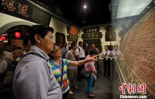 �����B���������~׌�_(t��i)���@�@����