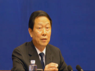 ���Yί������s���P(gu��n)�������������L����Փ���ڽ�(j��ng)���������˲�С�Ĳ�����һЩ��(j��ng)���W(xu��)���J�飬��Ŀǰ�Ї���(j��ng)�����R�»�Σ�U����r�������·����������Ĵ�����L��׌�҂������˽�(j��ng)���̼�������Ŀǰȡ�������@��Ч������һЩ�W(xu��)�߄t��(d��n)�ģ��@�N���L߀�Ǻܴ�̶��������������߃�(y��u)�ݺ�Ͷ�Y�������ɳ��m(x��)�����˓�(d��n)�n��