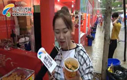 �ɰ���ɫ�R��(hu��)�úó���