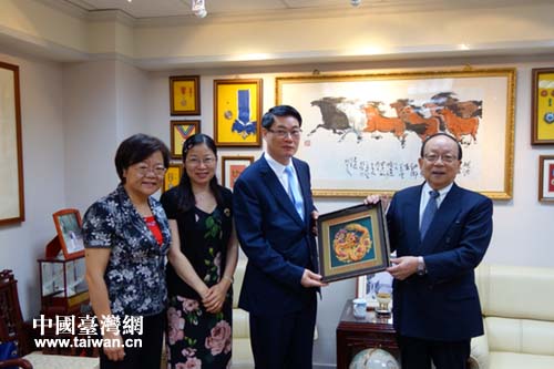 �x������ί���У����w�t�����L����һ�������_�k����m���Σ�������c�YТ��(y��n)����ϯ��Ӱ