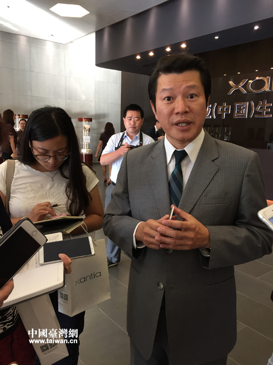 桑提亞生物技術(shù)有限公司董事長江漢彰接受兩岸媒體記者采訪 桑提亞生物技術(shù)有限公司董事長江漢彰接受兩岸媒體記者采訪