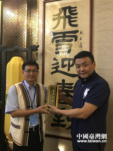 �������_(t��i)(li��n)(li��n)�j(lu��)�����L(zh��ng)��ƣ��ң��������_(t��i)(li��n)�򺣶�С�W(xu��)ٛ(z��ng)�͕�(hu��)�^���L(f��ng)