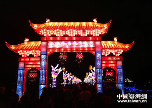 ���Ͼ��پ����������_���±�