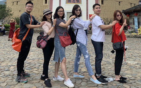 �Ϻ����_(li��n)�M���ɰ�������Ů���}̽���_���Ļ��YԴ���M�D��