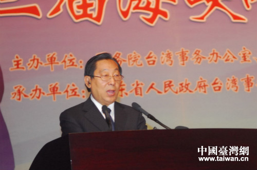 ȫ��(gu��)���f(xi��)����ϯ��������볣��(w��)����ϯ���Ї�(gu��)��ƽ�y(t��ng)һ���M(j��n)��(hu��)����(hu��)�L(zh��ng)�R�m(x��)�����o