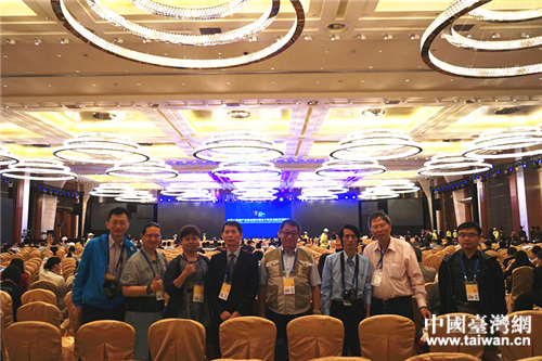 部分媒體團(tuán)記者在“數(shù)博會(huì)”開(kāi)幕式現(xiàn)場(chǎng) 部分媒體團(tuán)記者在“數(shù)博會(huì)”開(kāi)幕式現(xiàn)場(chǎng)