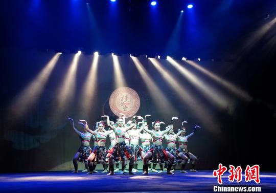 “八桂鄉(xiāng)音”唱響臺北 展?jié)庥魪V西風(fēng)情 “八桂鄉(xiāng)音”唱響臺北 展?jié)庥魪V西風(fēng)情