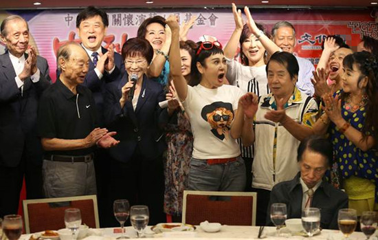 �_(t��i)���Y��ˇ�˟��Қgӭ������С���������D��