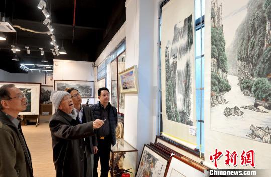 臺灣九旬畫家首次在大陸辦展:畫不盡的思鄉(xiāng)情 臺灣九旬畫家首次在大陸辦展:畫不盡的思鄉(xiāng)情