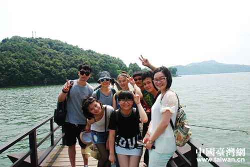 臺胞千人夏令營江西分營暢游仙女湖 臺胞千人夏令營江西分營暢游仙女湖