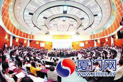 ����������2014���{�ɰ���(j��ng)�Q(m��o)Փ���ڏB�T���H��չ���ć��H���h�d�e����(����ӛ��