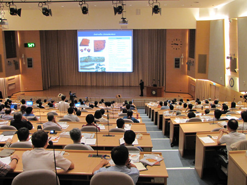 2014ˎ�ù���_��ţ��֥���H�W�g��ӑ���F(xi��n)��