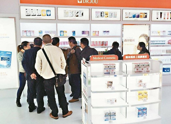 金門森田面膜陸客豪邁掃貨一買就是300盒(圖)