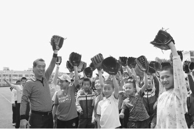 一群臺(tái)商與山區(qū)小縣的棒球夢(mèng) 一群臺(tái)商與山區(qū)小縣的棒球夢(mèng)