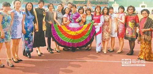 高雄市大陸配偶組志工團服務社區(qū)融入社會(圖)