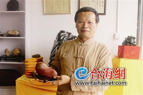 臺胞陳隆勝的兩岸奇石緣 愛石成癡被石頭“玩” 臺胞陳隆勝的兩岸奇石緣 愛石成癡被石頭“玩”