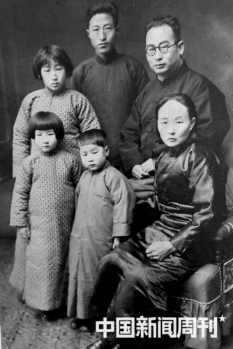 1937�꿹��(zh��n)���l(f��)֮�����İ������y�Ĵ�ǰ��ȫ�Һ�Ӱ�������քe�飺���H���t�_(d��)��ĸ�H����������ˏ����վ���ߣ��Լ��������������ʺ�����������ܣ��Ĵ������� �D|�������ṩ