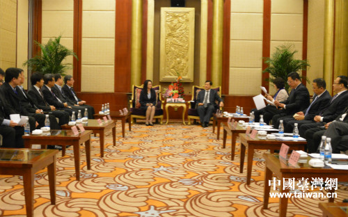 ���B��ί��ί����(qi��ng)��(hu��)Ҋ�_(t��i)������