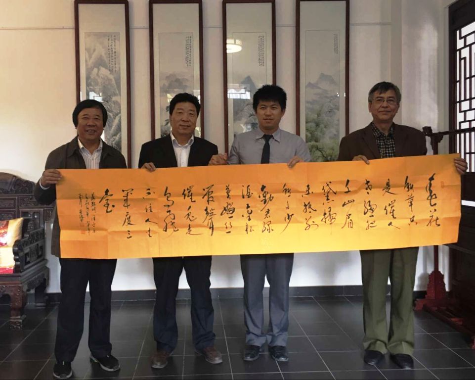 �_�����A�Ƽ���W(xu��)��ɽ�|Ӣ�ŌW(xu��)Ժ�L������