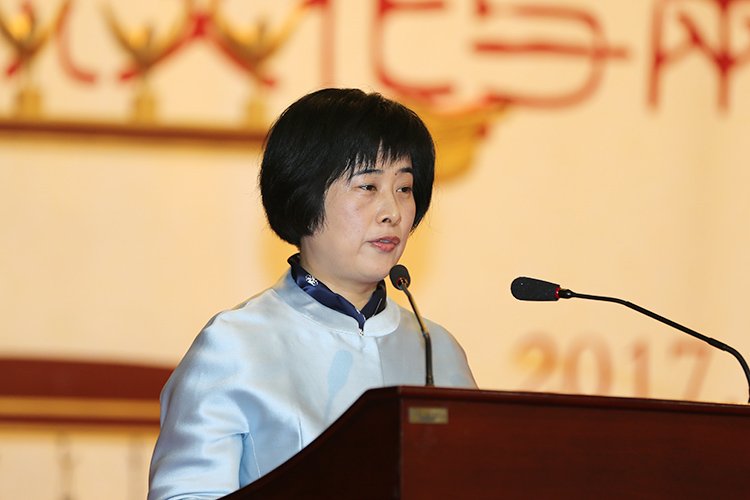 �����о�Ժ�hί��(sh��)ӛ����������_(k��i)Ļʽ ��(j��)���и����L(zh��ng)���V���gӭ�o