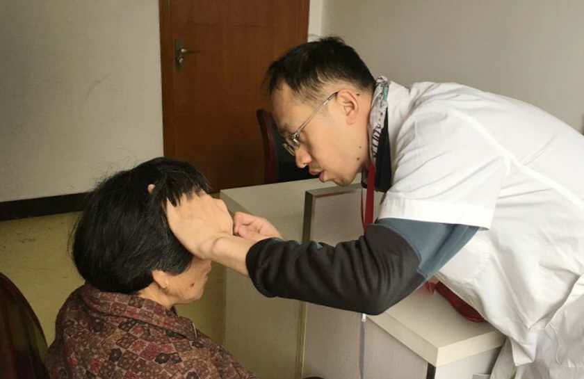 臺胞醫(yī)生下鄉(xiāng)義診 臺胞醫(yī)生下鄉(xiāng)義診