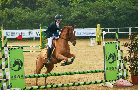參賽選手趙秉楓在比賽中 參賽選手趙秉楓在比賽中