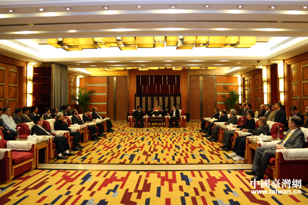 會(huì)見現(xiàn)場(chǎng) 會(huì)見現(xiàn)場(chǎng)