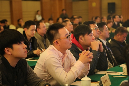 �����ڴ��_�����ꅢ�c�˴ν�������������˽��ǧ�Ļ�