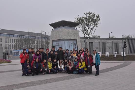 ���e�׾ƌW(xu��)Ժǰ��Ӱ