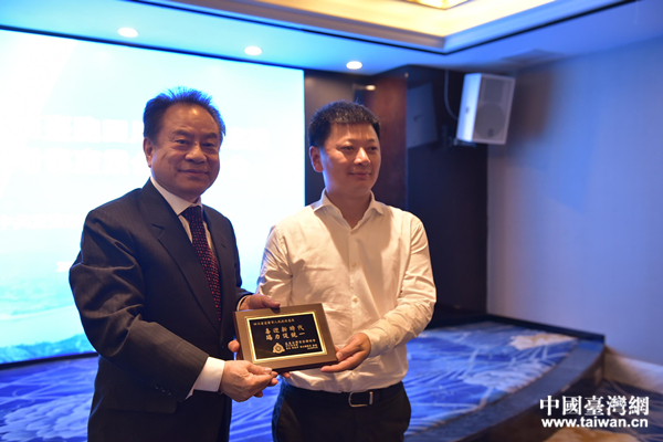 ��_Тٛ�����������gӭ�r���������ٽy(t��ng)һ��С����