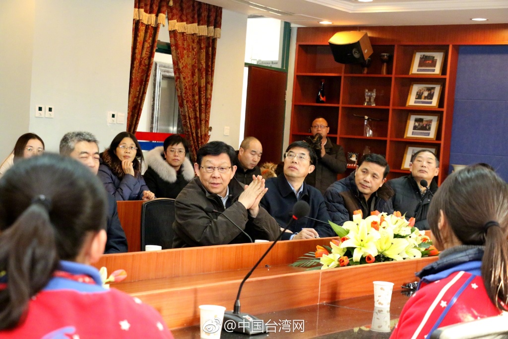 ���f(xi��)��(hu��)��(hu��)�L(zh��ng)ꐵ�����L�_(t��i)�Y�����C(j��)��(g��u) ����ο���_(t��i)���̎�����Մ����