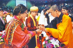 ���Ʒ�����ٌ�(du��)�����C�飺ٝ����(qi��ng)���z�ס�˴�