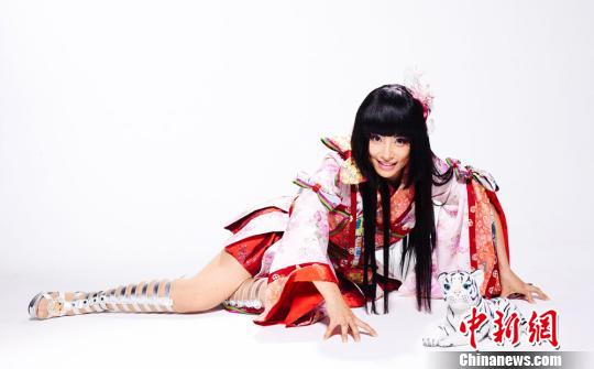 �ɰ�ˇ�g��(li��n)�τ�(chu��ng)��ħ�Óu�L��������Ů������ĸ��