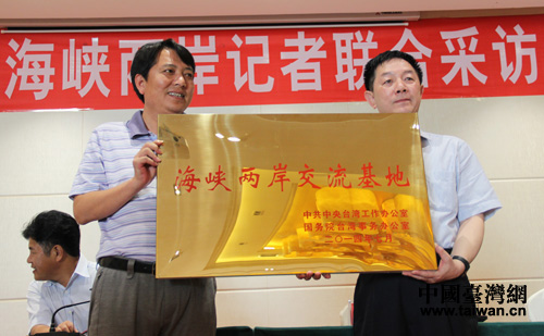 �~�˶����v�_����Ĺ�@�M�С����{�ɰ��������ء�������