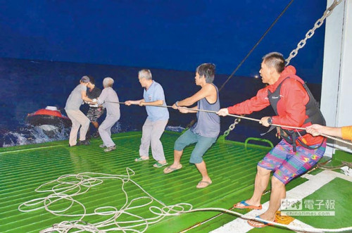 10��(j��)�L(f��ng)��(l��i)�u�ɰ�����Ӿ���_(t��i)�����{ҹ�κ�ͣ