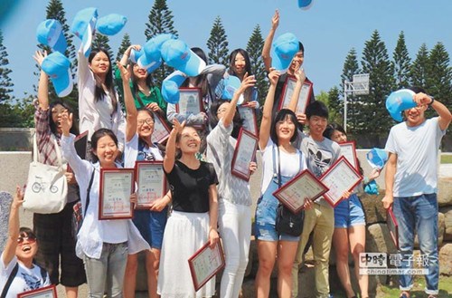 在臺大陸學(xué)生談歧視:站著走自己路才能贏得尊重