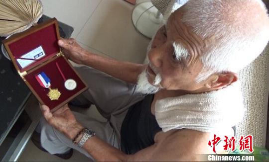 ����ϱ���������(zh��n)��������(zh��n)��ʬ�w��ƽ7����ɽ��