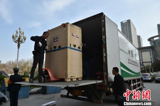 ���ƴ󎟾�ٛ(z��ng)���ס��ؼҡ�4�µ׌�(sh��)�F(xi��n)�����׺�һ��