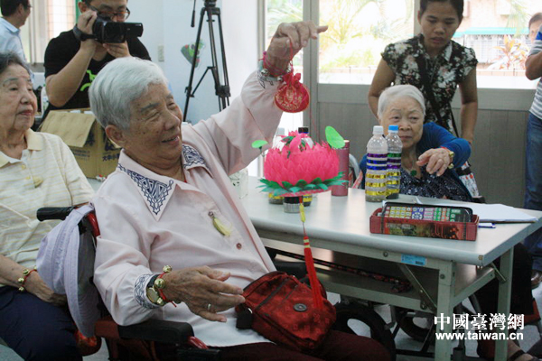 �@λ���Ž�(j��ng)�^���Ҹ�(j��ng)�ģ��K���õ����Լ��Đ۵��ֹ�ˇƷ��