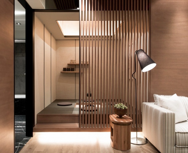 ��Ȼ�|(zh��)������{(di��o) �_����ʽ�L(f��ng)��һ����