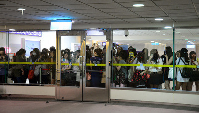 EXO���_(t��i)�_(k��i)�� �ձ���۷۽z�s���_(t��i)��ӭ��ż��