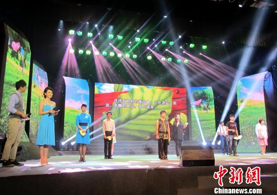 兩岸(廈門)樂活節(jié)啟幕 陳云林江丙坤出席 兩岸(廈門)樂活節(jié)啟幕 陳云林江丙坤出席