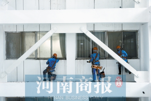 ��֩���ˡ�������ı����Ǹ��L(f��ng)�U(xi��n)