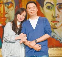 �ɷ����܉ �_Ů��ץ"С��"��(d��ng)�x���C��